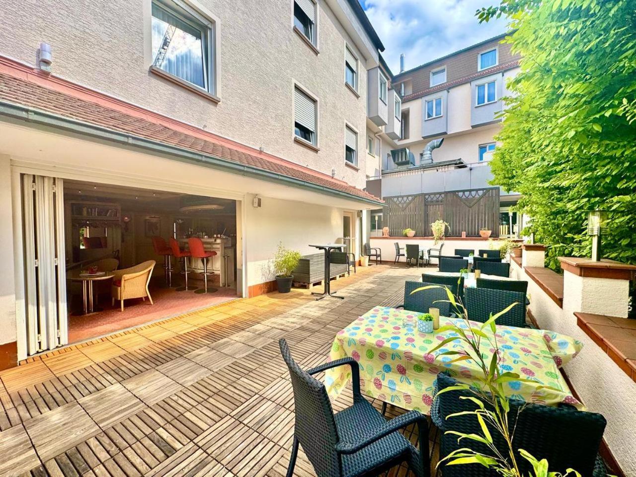 Ar Boutique Hotel Манхайм Екстериор снимка