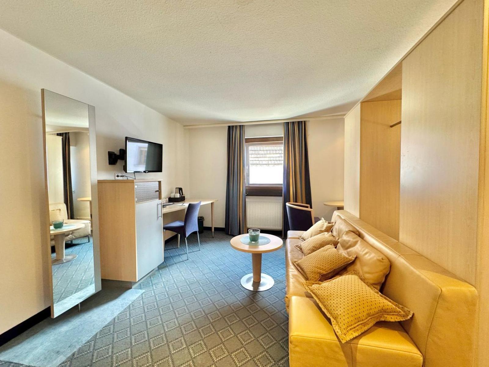 Ar Boutique Hotel Манхайм Екстериор снимка